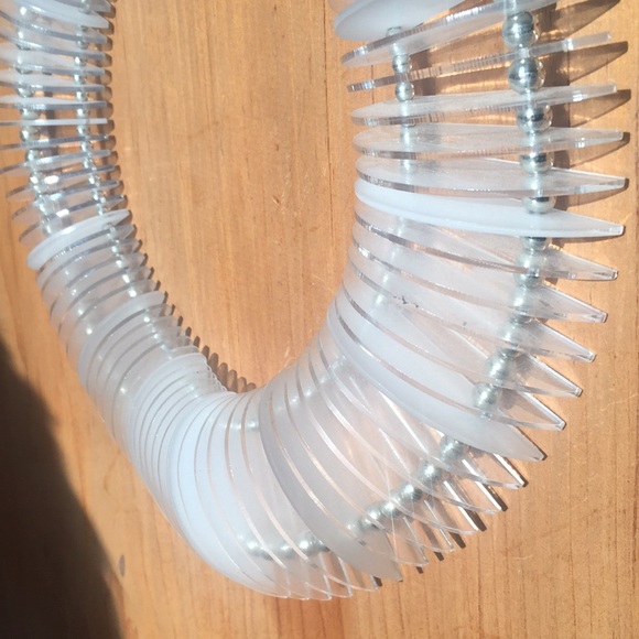 Clear necklace - Picture 2 of 3